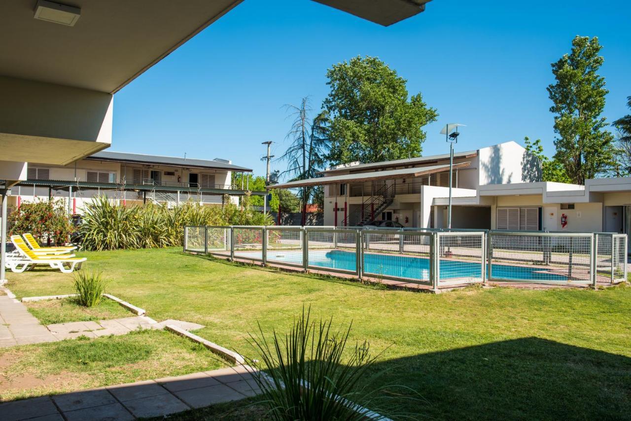 Motel Aca Santa Rosa מראה חיצוני תמונה